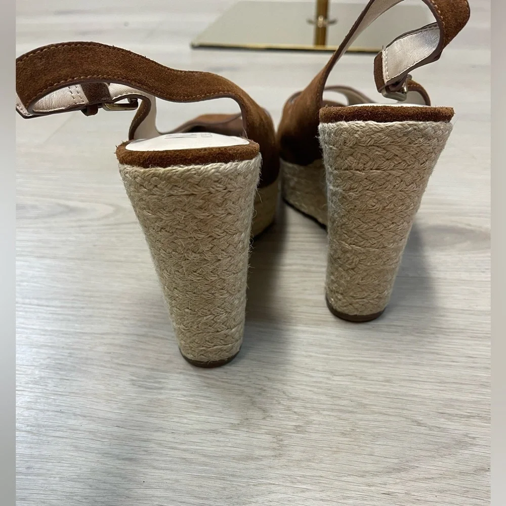 Michael Kors Brown Suede Platform Wedge Sandal size 9.5